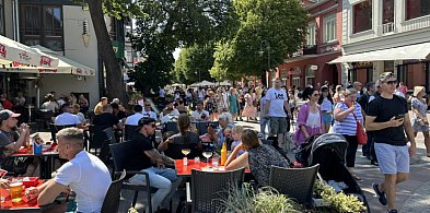 Nowe przepisy uderzą w sopocką gastronomię? Zmiany w prawie zagrażają ogródkom