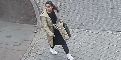 Oszustwo „na policjanta” w Sopocie! Policja szuka tej kobiety