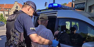 84-latek zgubił się w Sopocie! Stanął na środku ruchliwej ulicy