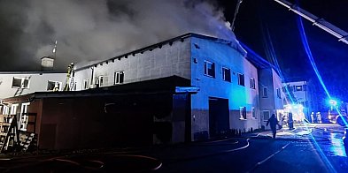 Pożar lakierni w Łężycach koło Gdyni.-36866