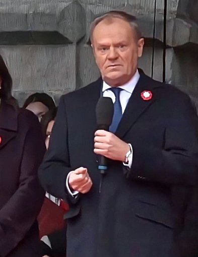 Donald Tusk przemówił w Gdańsku: "Nikt nie ma monopolu na patriotyzm"-37046