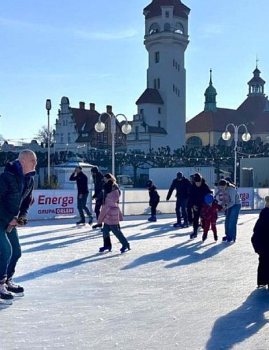 Sopockie lodowisko startuje już w sobotę-37611