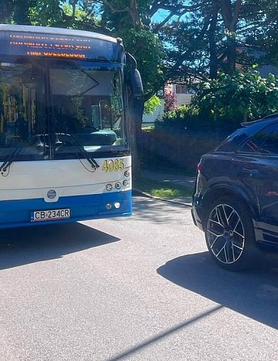 Sopot stanął w korku przez jedno auto! Kierowca słono za to zapłacił