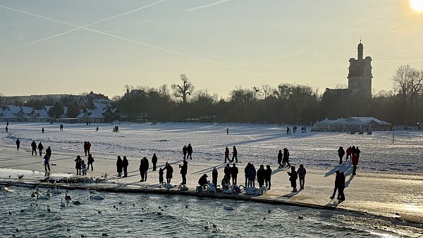 Temperatura odczuwalna w Sopocie poniżej -10, ale słońce i klimat wynagradzają wszystko [WIDEO]