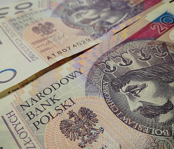ZUS przeliczy świadczenia. Tyle więcej wpłynie na konta emerytów-36496