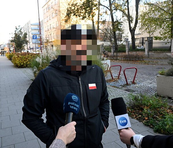 Wpadł, kierując po narkotykach! Dozór policyjny dla antyukraińskiego aktywisty-36831