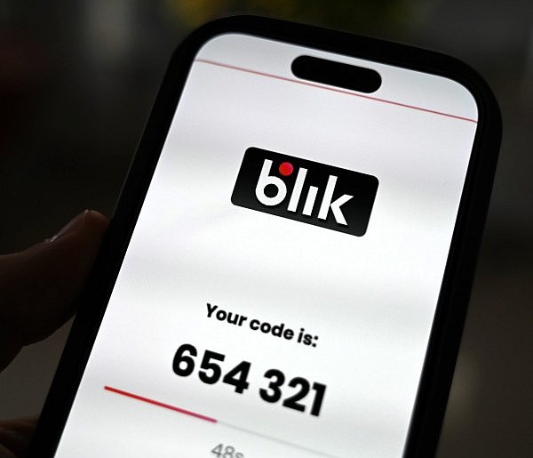 Codzienny przelew BLIK do znajomego? Skarbówka może to sprawdzać-36979