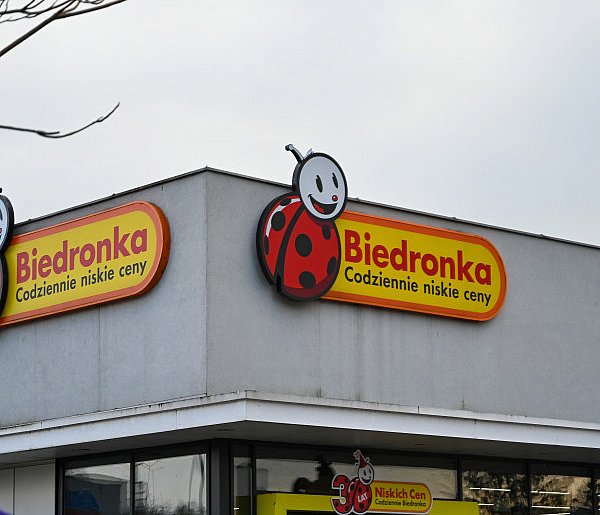 Biedronka publikuje ostrzeżenie. Sprawdź, czy masz ten towar w domu-37109
