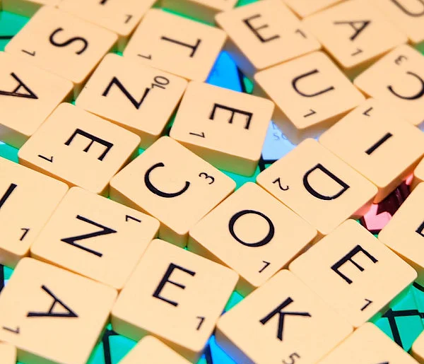 To słowo podbiło polską młodzież! Młodzieżowe Słowo Roku 2025 już wybrane-37785