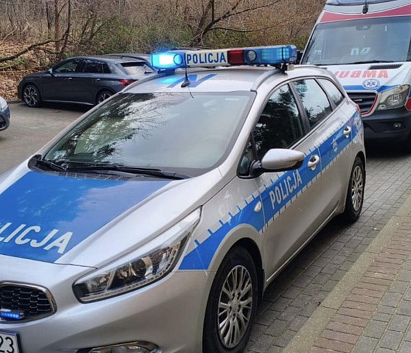 Dramat na balkonie w Sopocie! Wołanie o pomoc uratowało 88-latkę-38215