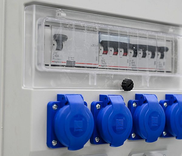 Dostawcy prądu pod presją. Te zmiany odczują odbiorcy-38456