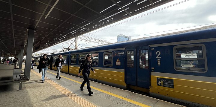 SKM: codzienność, której nie wymyśliłby nawet Bareja...-36459