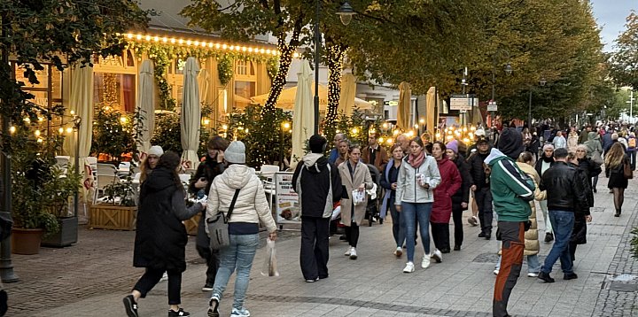 Czy potrafimy jeszcze być offline przy stole? [OPINIA]-36932