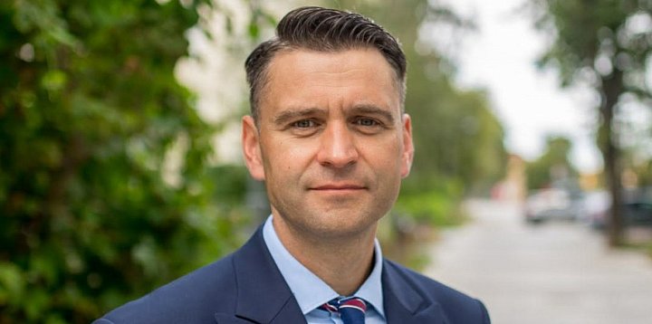 Sopot dryfuje? Mocne słowa radnego PiS