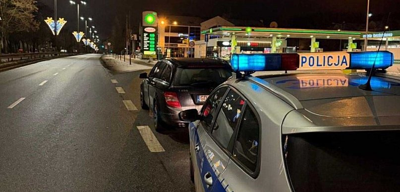 Pijany przejechał w Sopocie na czerwonym! Teraz może stracić mercedesa