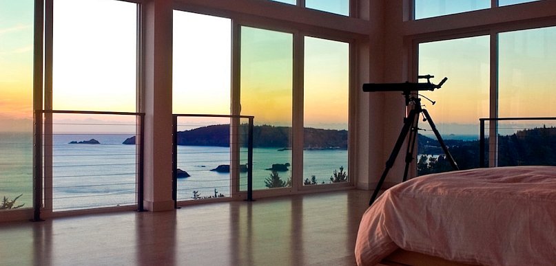 Okna Trójmiasto – jakie wybrać do domu nad morzem? PVC, aluminium czy drewno?