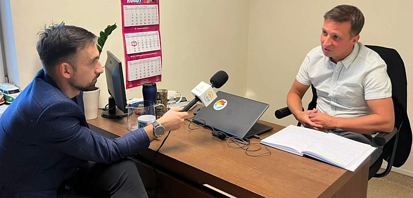 Adam Gil o pracy radnego i sukcesach na Brodwinie