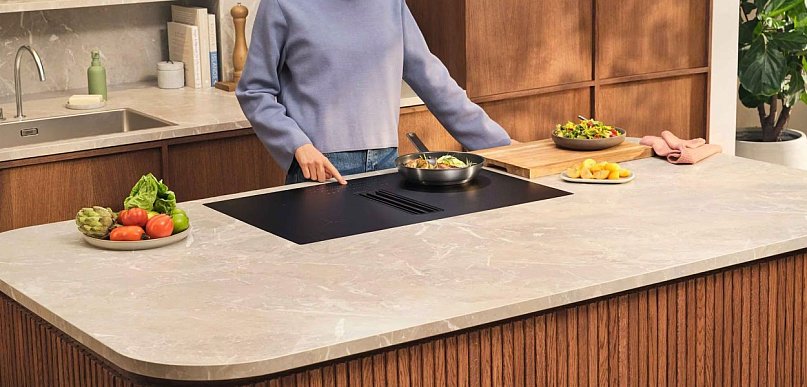 Stylowa i wytrzymała płyta indukcyjna — powierzchnia SaphirMatt® ułatwia utrzymani