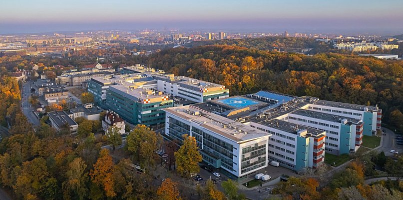 Pomorski NFZ zapewnił, że reguluje płatności ze szpitalami Copernicus i UCK - 37120