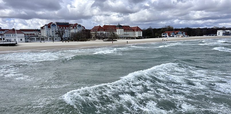 Ostrzeżenie drugiego stopnia dla Sopotu! Wiatr w porywach do 100 km/h - 38223