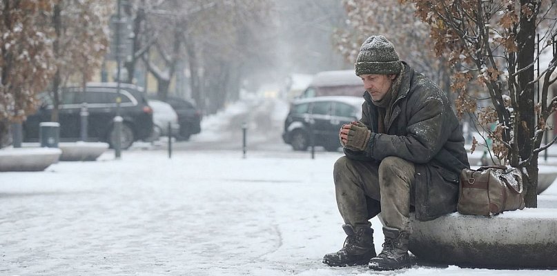 Jak zimą pomóc potrzebującym? Sopot uruchamia specjalne linie wsparcia