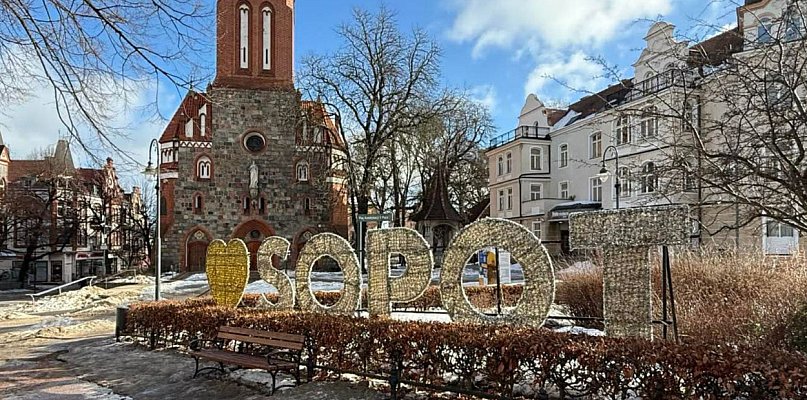 Napis „❤ Sopot” zniknie z centrum miasta! To ostatnie dni na pamiątkowe zdjęcie