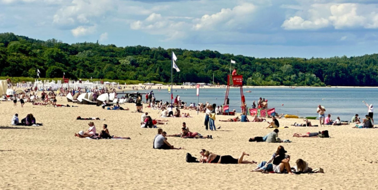 Sinice ustąpiły! Wszystkie sopockie kąpieliska znów otwarte