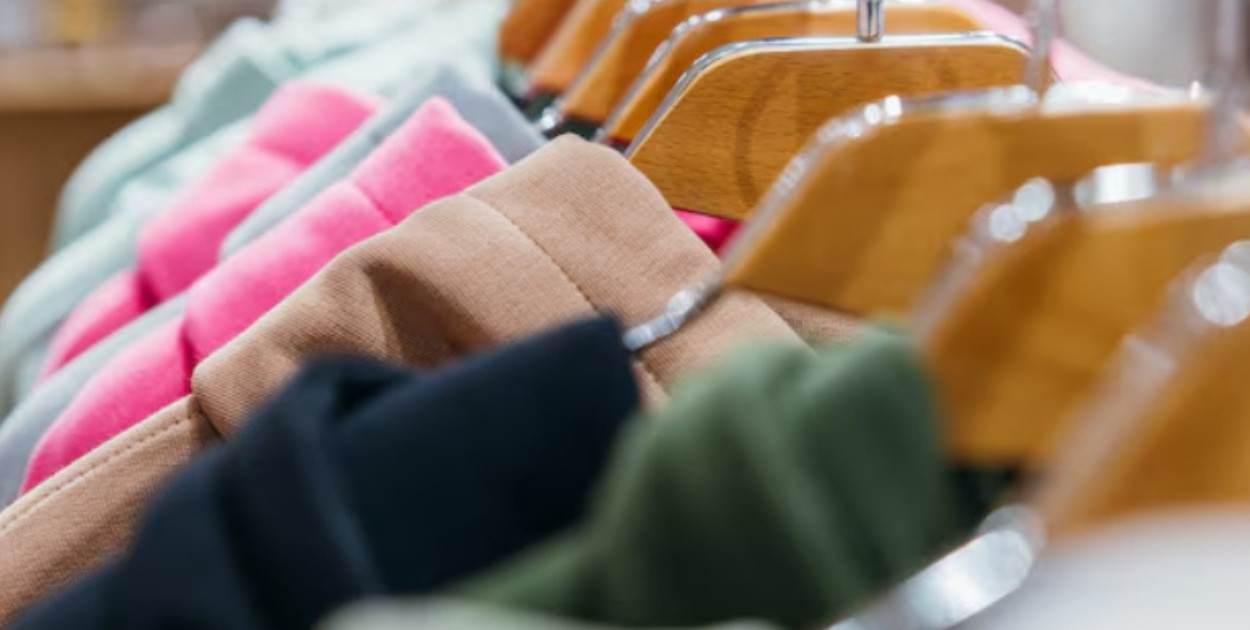 Najczęstsze błędy modowe – jak ich unikać i wyglądać lepiej