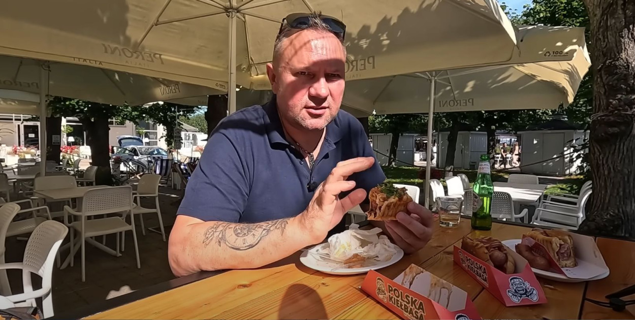Fot. Tomasz Strzelczyk ODDASZFARTUCHA - YouTube