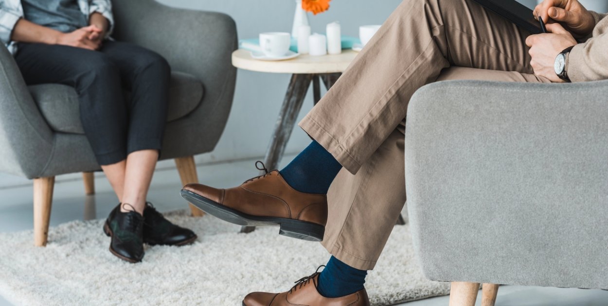 Różnice między psychologiem a psychiatrą - do kogo się udać po pomoc?