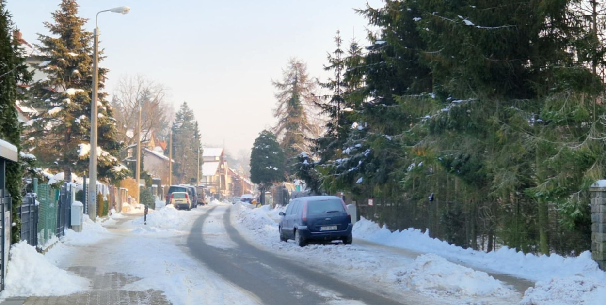 Marznący deszcz i gołoledź w Sopocie! IMGW ostrzega przed trudnymi warunkami