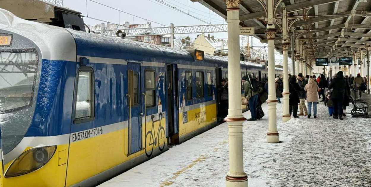Nie rób sobie wstydu w pociągach SKM! Tych błędów lepiej się wystrzegać