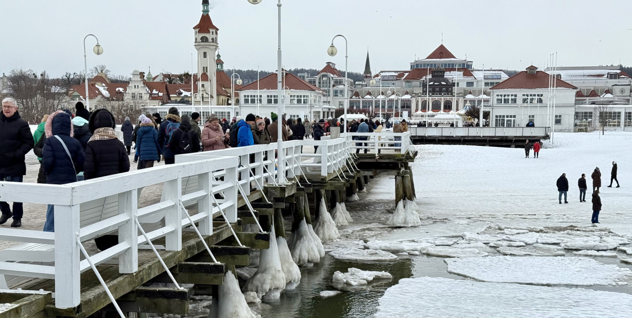Gdzie zjeść i co zobaczyć w Sopocie? Sprawdziliśmy, co polecają internauci