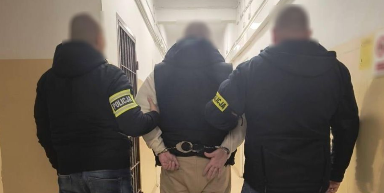 Gdańscy policjanci zatrzymali fana czekolady. Recydywista kradł na dużą kwotę