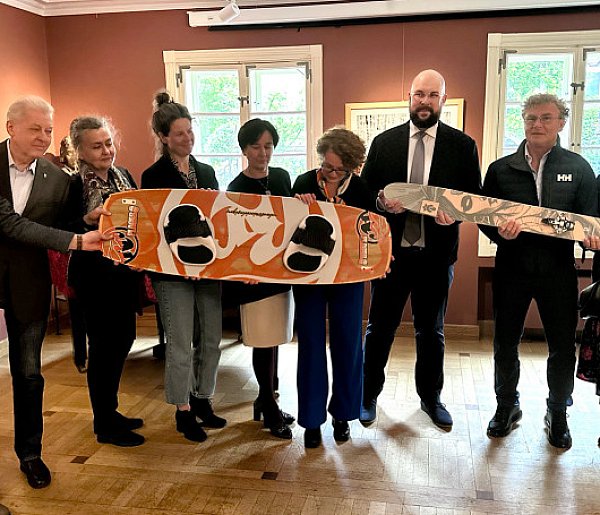 Sopot i Zakopane oficjalnie przywitały sezon! Wymiana dech i artystyczny wernisaż [WIDEO]