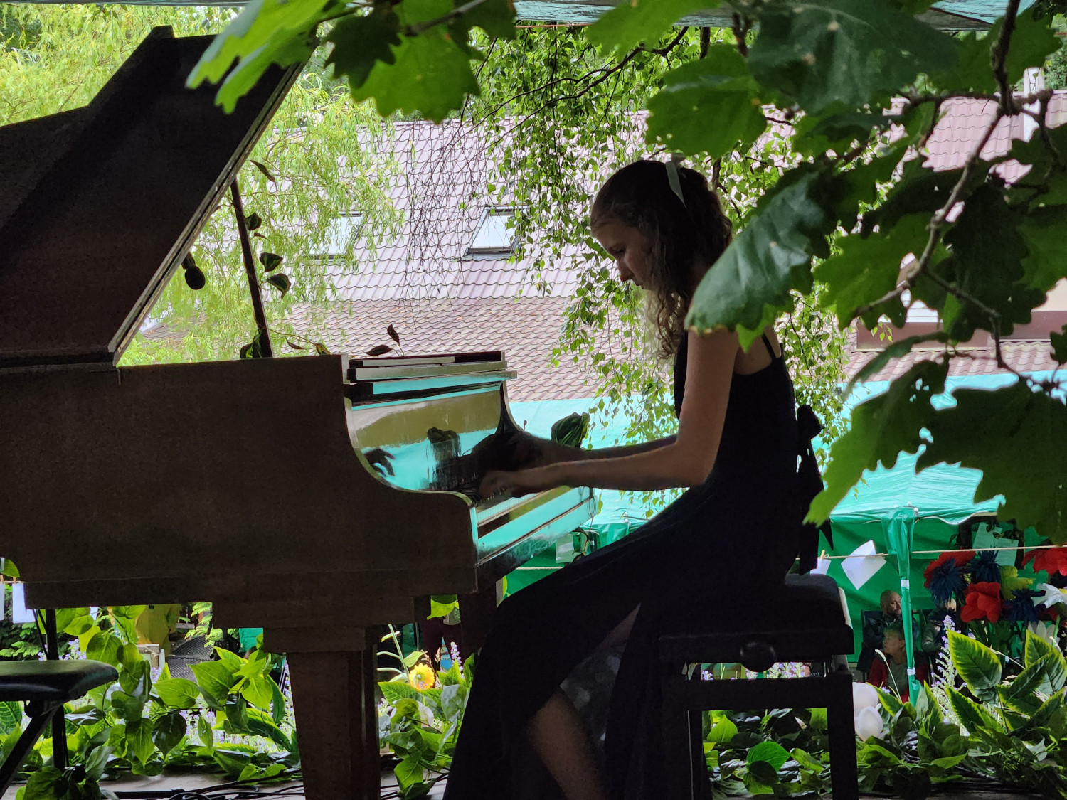 Koncert plenerowy w Sopocie. Fot. materiały prasowe festiwalu Piano w Naturze Sopot