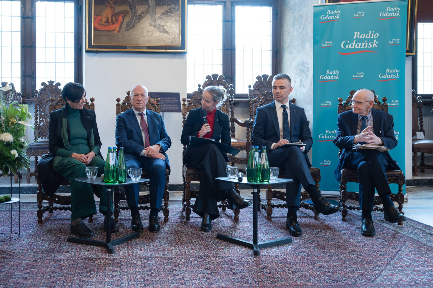 Od lewej: adw. Dariusz Strzelecki Dziekan Okręgowej Rady Adwokackiej w Gdańsku, adw. Marcin Derlacz Wicedziekan Okręgowej Rady Adwokackiej w Gdańsku, Jacek Karnowski Sekretarz Stanu w Ministerstwie Funduszy i Polityki Regionalnej, adw. Agnieszka Kanawka Wicedziekan Okręgowej Rady Adwokackiej w Gdańsku, adw. Jerzy Luranc Sekretarz Okręgowej Rady Adwokackiej w Gdańsku, fot. Karol Zakaszewski.