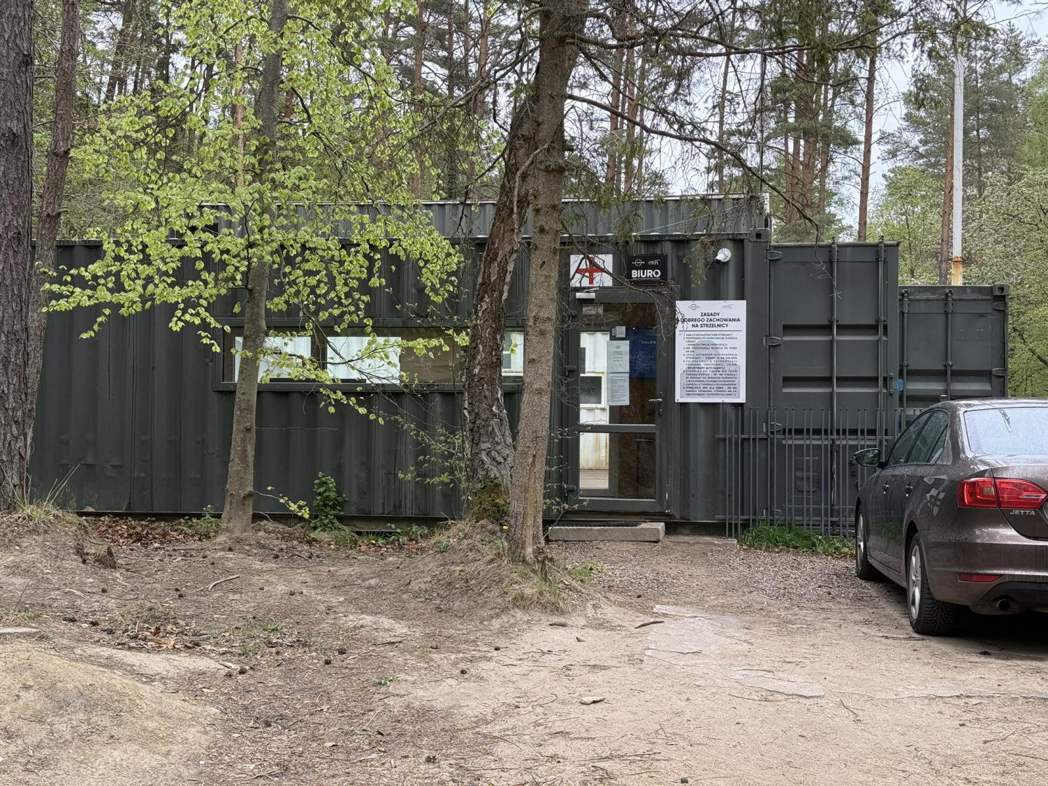 Biuro strzelnicy Playground widziane z zewnątrz. Fot. esopot.pl