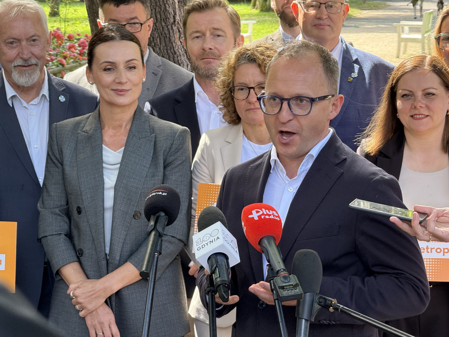 Wicemarszałek województwa pomorskiego Marcin Skwierawski zabierający głos podczas konferencji. Fot. esopot.pl