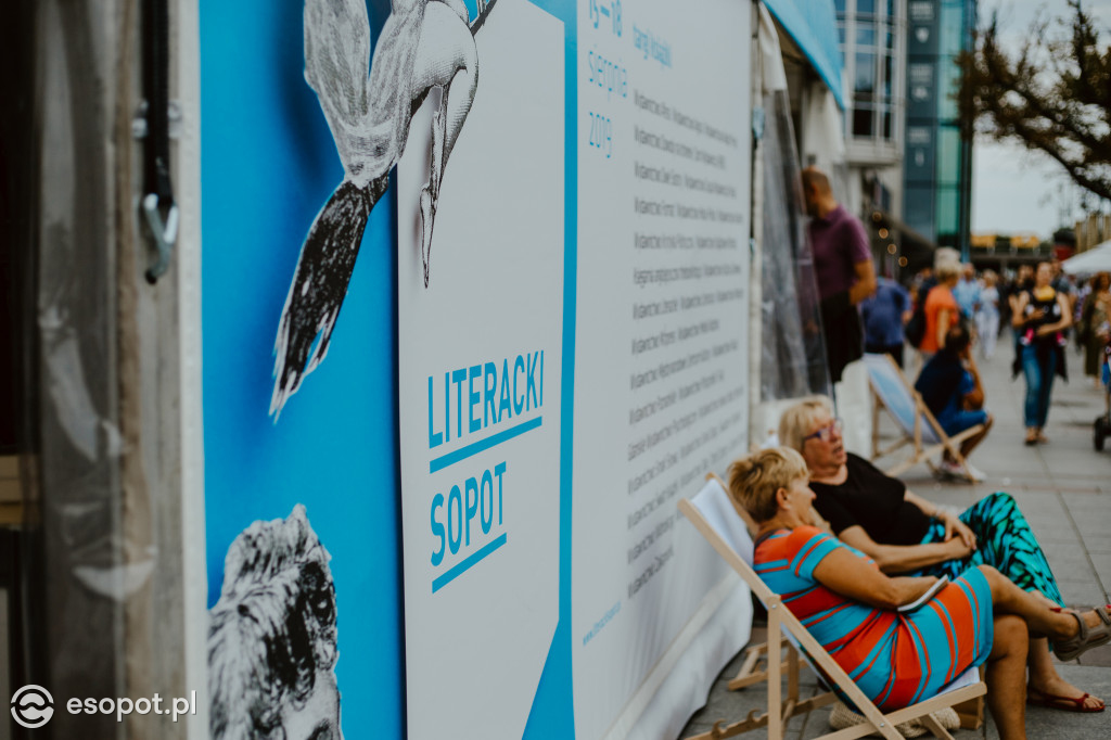 Targi książki podczas festiwalu Literacki Sopot. Fot. esopot.pl