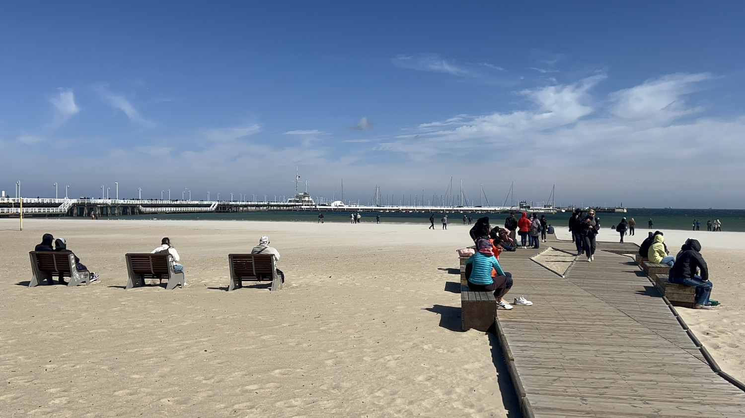 silny wiatro, plaża w Sopocie, fot. Esopot.pl