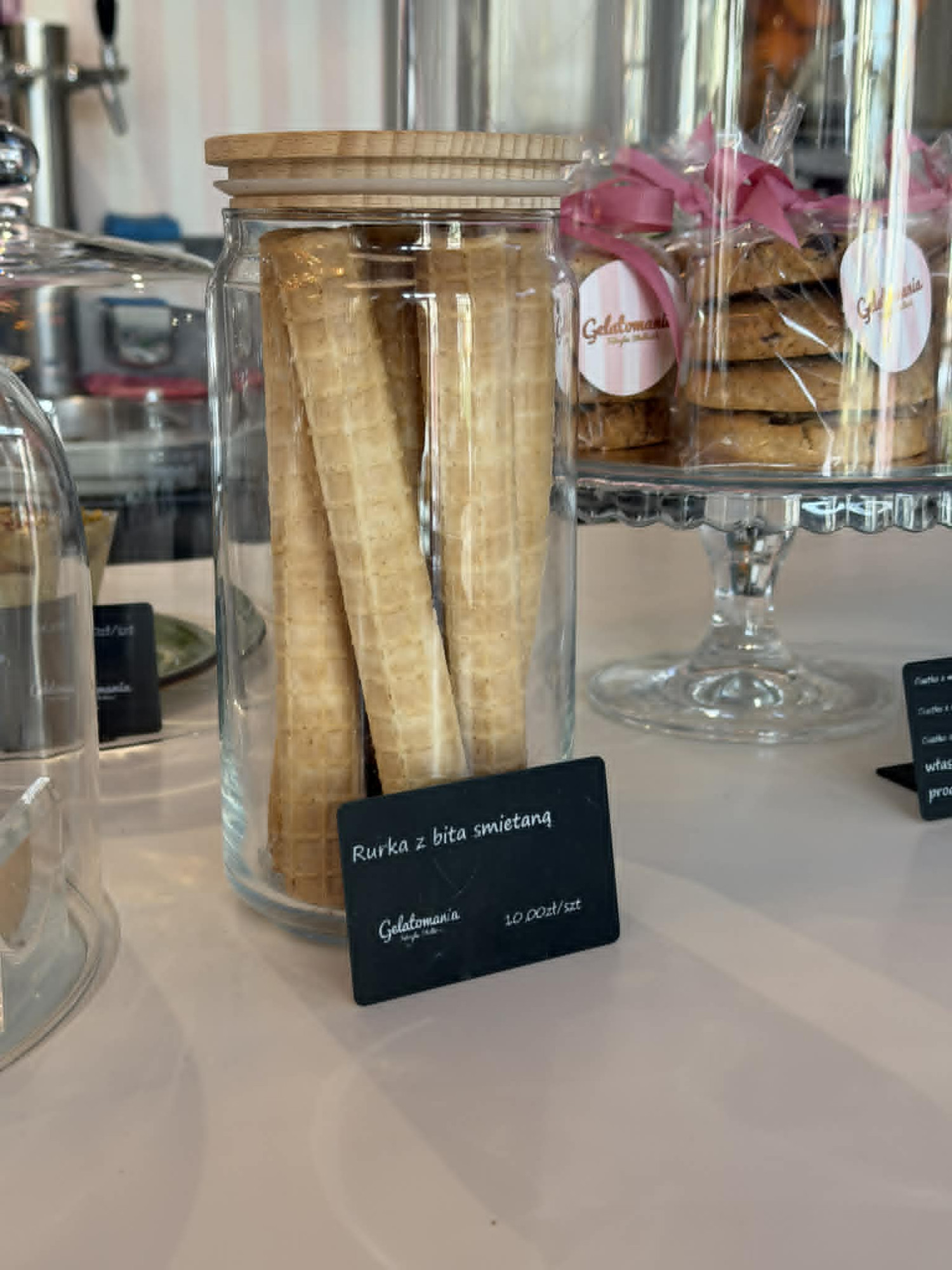 Rurki z bitą śmietaną w Gelatomanii w Sopocie. Fot. esopot.pl