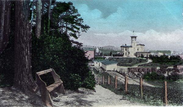 Cesarskie Wzgórze po wybudowaniu Sanatorium Powietrznego w 1899 roku. Zdjęcie z około 1900 roku. Za: www.dawnysopot.pl. 